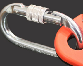 速差防墜器的安全鉤有什么作用